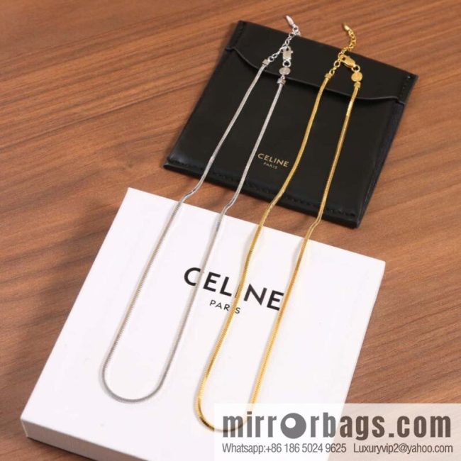 ❗️New ❗️ ☀️ New ☑️ Celine snake bone chain necklace ☀️