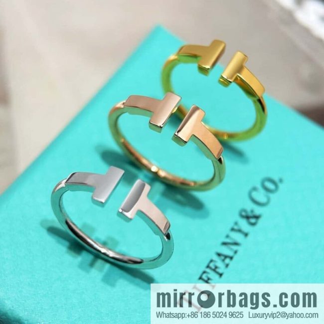 Glossy Ring ☀️ Tiffany & Co, Classic T Series, Glossy Double T Ring ☀️