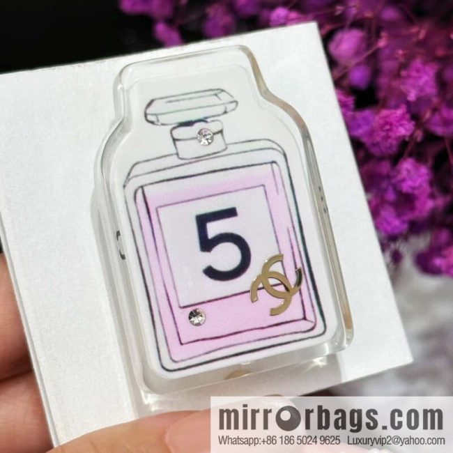 ❗️New ❗️ Chanel brooch ☀️ new ☑️ Chanel perfume bottle brooch ☀️