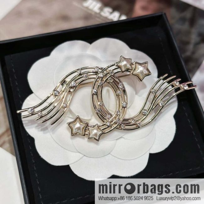 ❗️New ❗️ Chanel brooch ☀️ new ☑️ Chanel pentagram ⭐ comet brooch ☀️