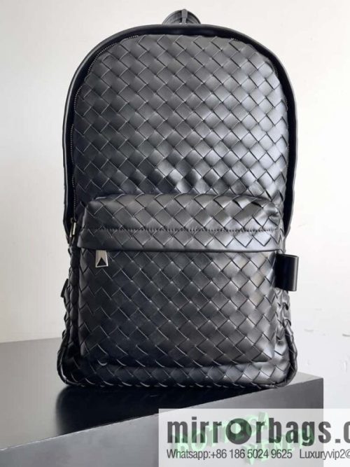 Large~ BV new woven backpack model number: 730732 black
