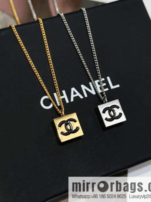 ❗️New ❗️ Chanel necklace ☀️ new ☑️ Chanel medieval series square double c necklace ☀️