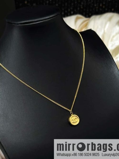 ❗️New ❗️ Chanel necklace ☀️ new ☑️ Chanel medieval series round double c necklace ☀️