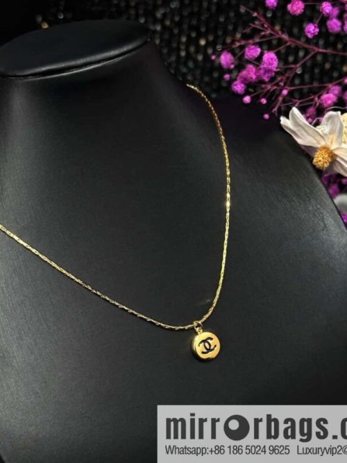 ❗️New ❗️ Chanel necklace ☀️ new ☑️ Chanel medieval series round double c necklace ☀️