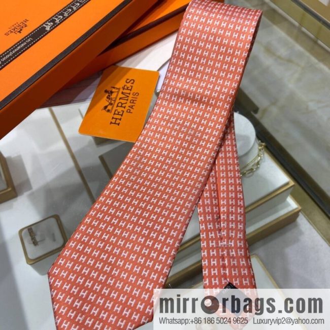 Hermes 100% Top Twill Silk H-Pattern Jacquard Tie - Image 5