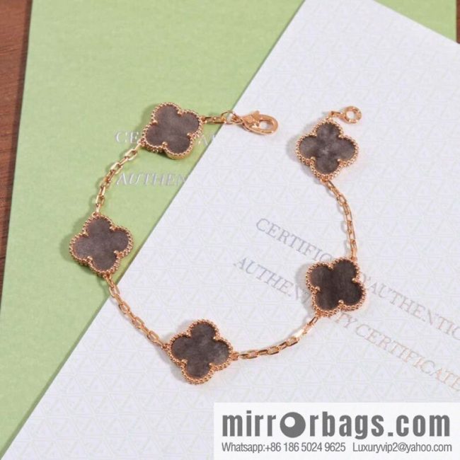 ☀️Van Cleef & Arpels Silver Obsidian Five Flowers Bracelet ☀