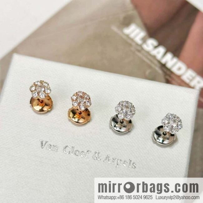 ❗️New ❗️ ☀️ Original ☀️ Van Cleef & Arpels Snowflake Earrings