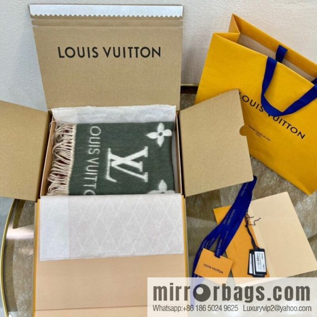 LV Louis Vuitton gradual change color 100% cashmere scarf M76881