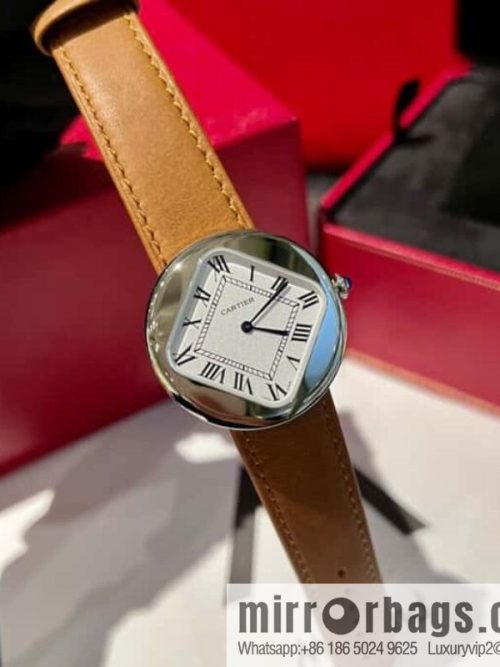 Cartier\'s new prototype watch launched in 1972