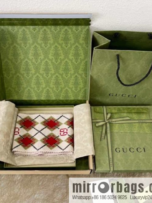GUCCI Gucci geometric pattern 100% wool children\'s scarf 660631