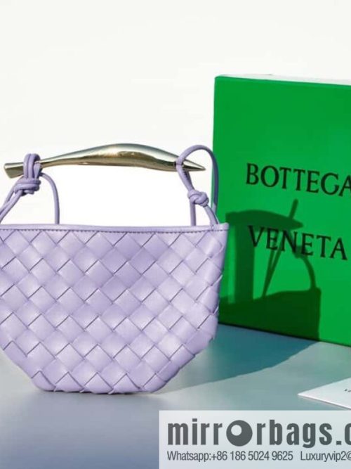 BottegaVeneta2023 new model, Baodiejia Bv spring and summer new mini sardines SARDINE model number: 744267 wisteria color