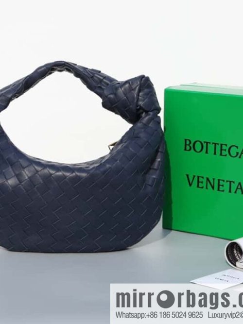Bottega veneta #JODIE Bag Model 690225 Number: 80700 Medium Dark Blue