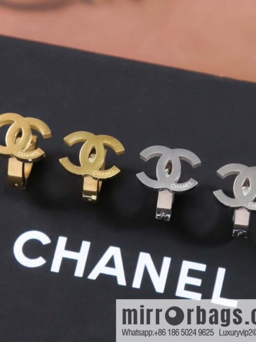 ☀️New ☑️ Chanel double c earrings