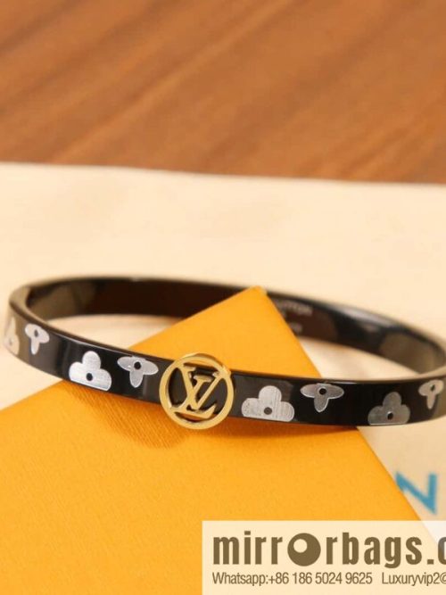 ☀Louis Vuitton Medieval Black Clover Bracelet Bracelet