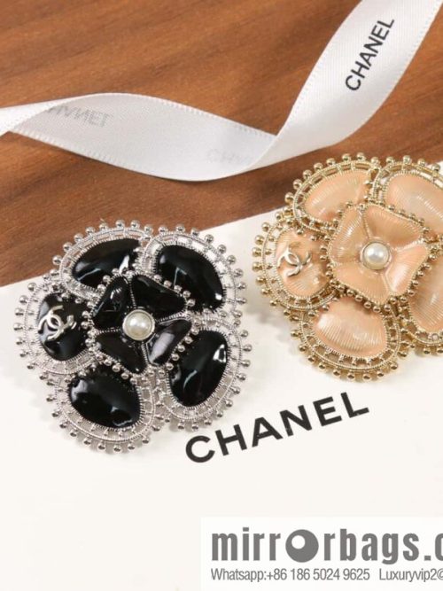 ☀️New ☑️ Chanel Double C Camellia Brooch ☀️