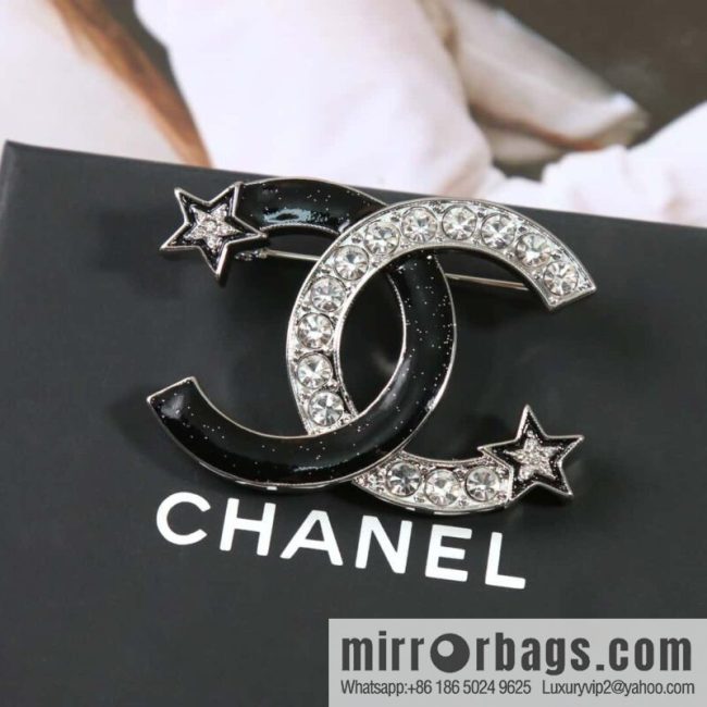 ☀️New ☑️ Chanel Double C Pentagram ⭐ Stars Full Diamond Brooch ☀️