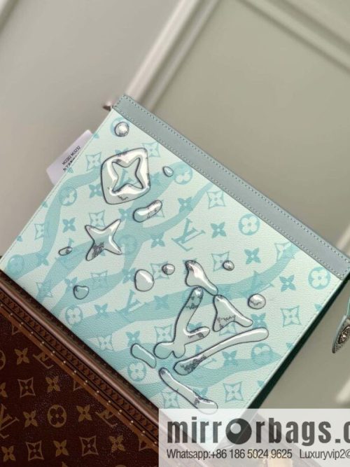 M22763 Pochette Voyage medium clutch bag