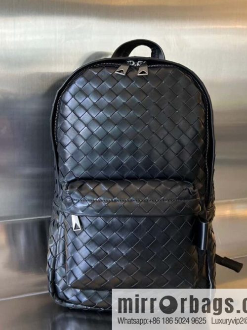 #Bv new men\'s backpack 730728 classic woven backpack model number: 730728 black