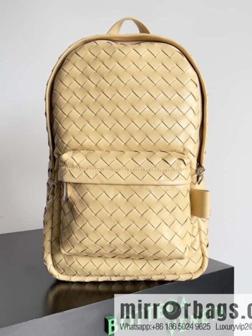 #Bv new men\'s backpack 730728 classic woven backpack model number: 730728 oat color