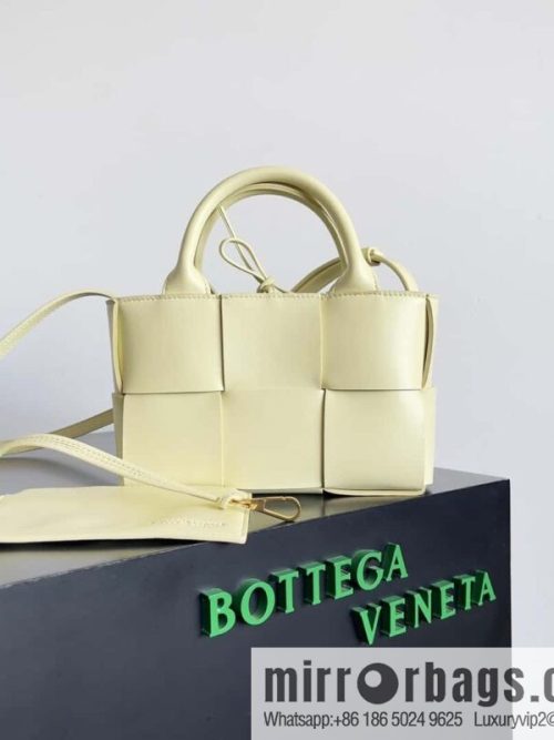 BV super mini tote bag 20cm ice cream color, model number: 729029.
