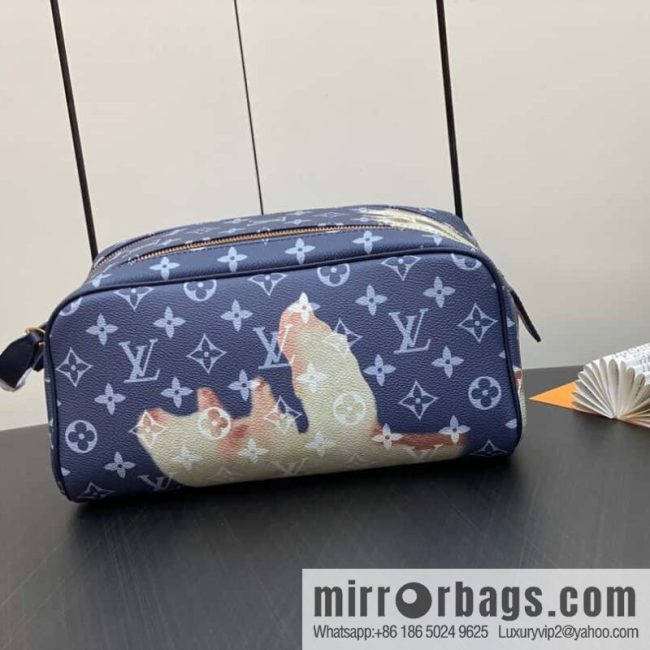M46696 Blue Flame, Wash Bag Series Dopp Kit Grooming Bag