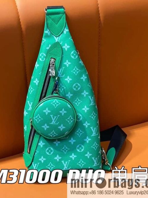 [Original order boutique] M31000 green M30936 men\'s bag breast bag series DUO shoulder bag