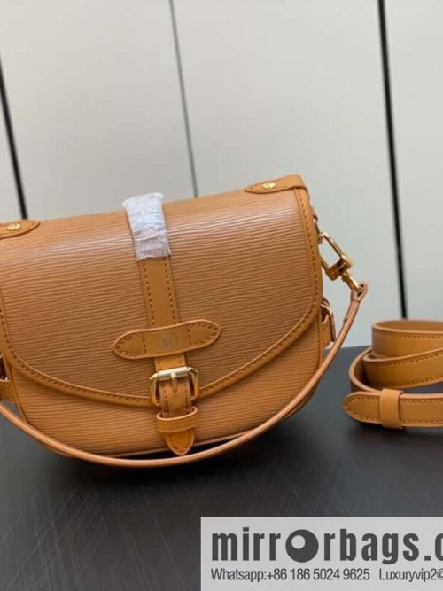 [Original order boutique] M23471 caramel color M23469 epi saddle bag series SAUMUR BB handbag