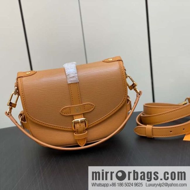 [Original order boutique] M23471 caramel color M23469 epi saddle bag series SAUMUR BB handbag