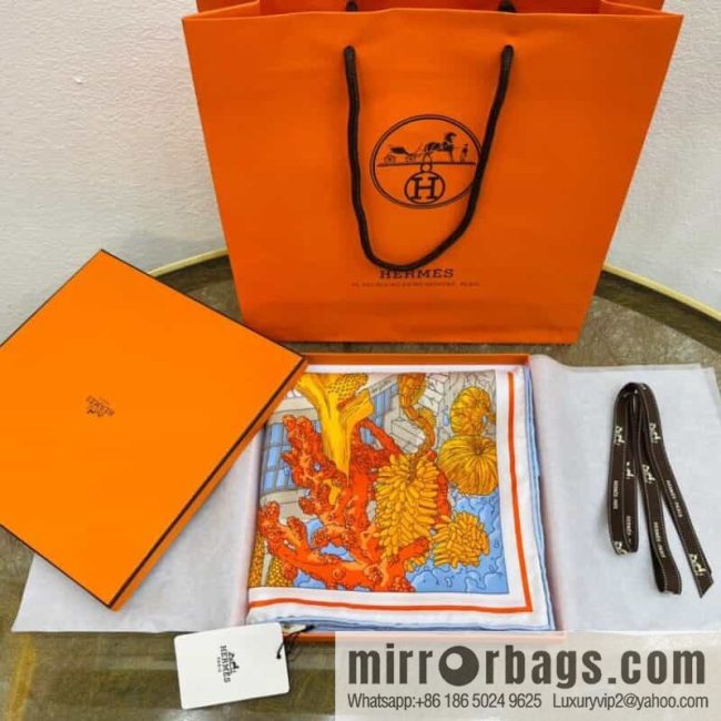 Hermes \"Atlantis\" 100% silk scarf - Image 4