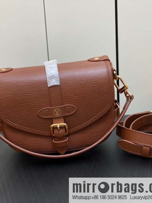 [Original order boutique] M23470 dark brown M23471 caramel M23469 epi saddle bag series SAUMUR BB handbag