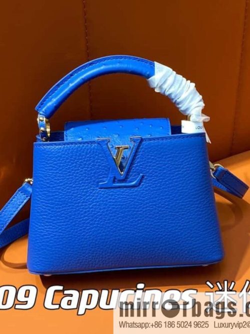[Original order boutique] M81409 blue ostrich, full leather cap that English series Capucines mini handbag