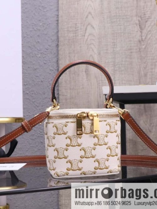 Premium quality, all steel hardware 𝗖𝗘𝗟𝗜𝗡𝗘 | 𝗧𝗥𝗜𝗢𝗠𝗣𝗛𝗘 𝗖𝗔𝗡𝗩𝗔𝗦 mini pouch/small box, model: 10J762