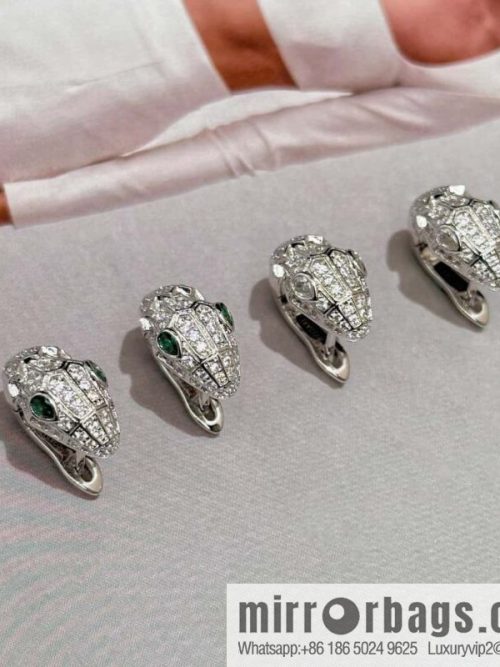 ❗️New ❗️ ☀️ BVLGARI SERPENTI Snakehead stud earrings ☀️