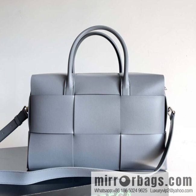 Bottega Veneta large woven men\'s briefcase model number: 746358 lightning gray