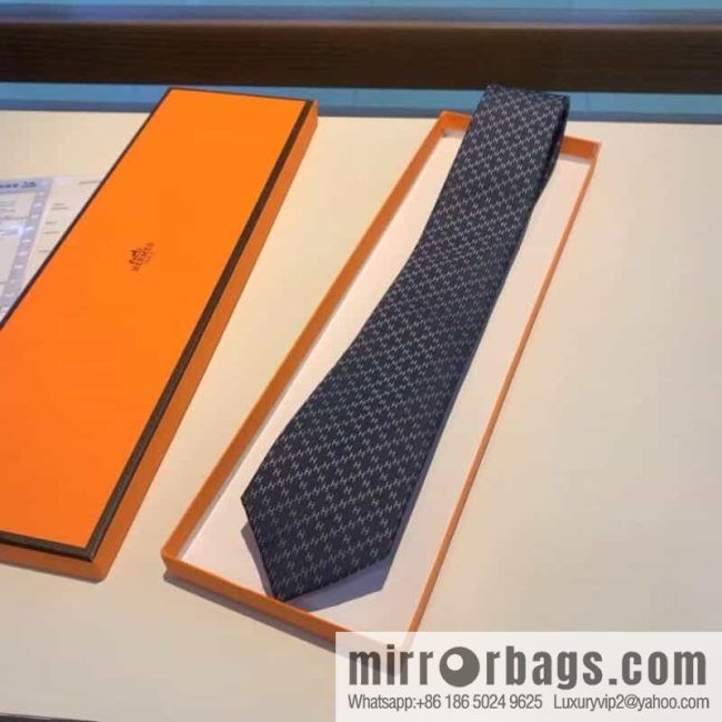 Hermes Men\'s Rhombus H Plaid 100% Top Twill Silk Tie - Image 2