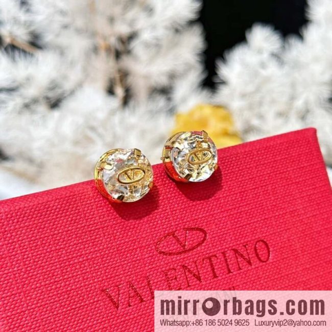 ❗️New ❗️ New ☑️ VALENTINO single diamond stud earrings