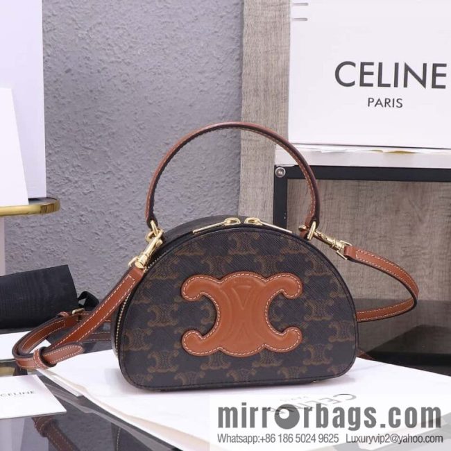 [Premium quality, all-steel hardware] logo printed cow leather (fabric) half-moon bag, yellow-brown, number: 101642ECM.04LU