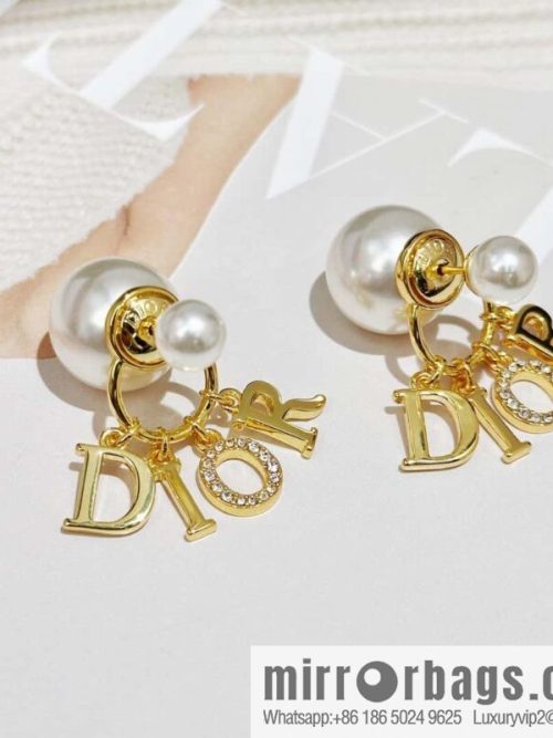 New ☑️ DIOR tassel letter size pearl earrings stud earrings