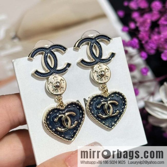 ❗️New ❗️☀️ new ☑️ chanel c3 double c denim peach heart love stud earrings ☀️