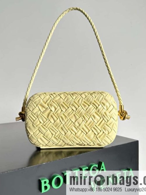 Bottega Veneta BV Knot | minaudiere: 717623 Ice Cream Color