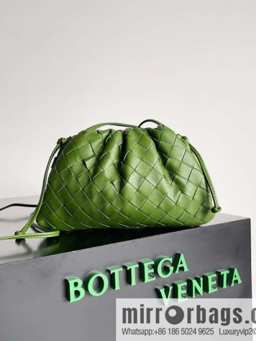 Bottega Veneta THE MINI POUCH 22CM Woven Cloud Bag 585852 Sage Green