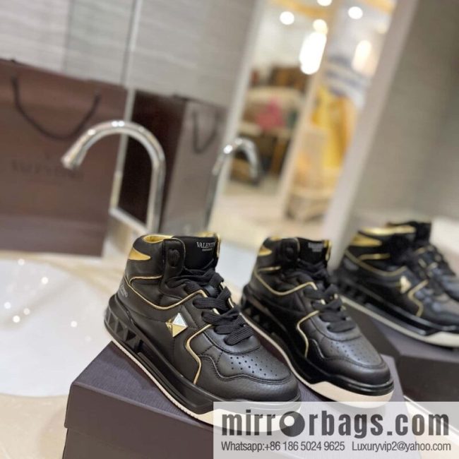 🐰🐰The highest-end high-top, the latest couple casual sports shoes at the franchise store, high-top shoes.