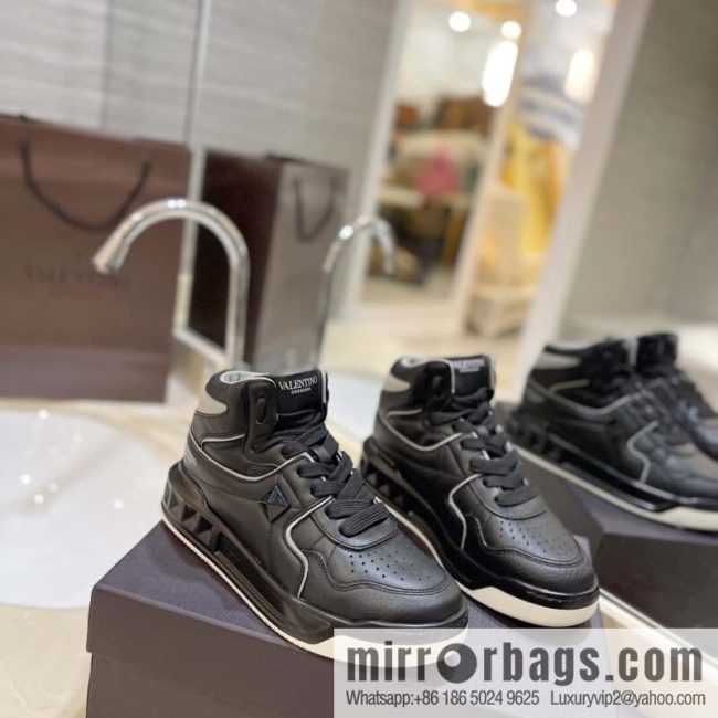 🐰🐰The highest-end high-top, the latest couple casual sports shoes at the franchise store, high-top shoes.