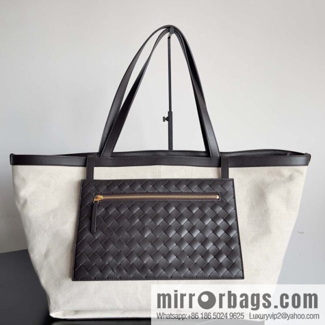 BV new structural Flip Flap tote handbag, model number: 754915 large.