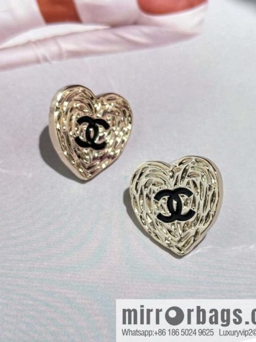❗️New ❗️☀️ new ☑️ chanel c1 double c gold peach heart love stud earrings ☀️