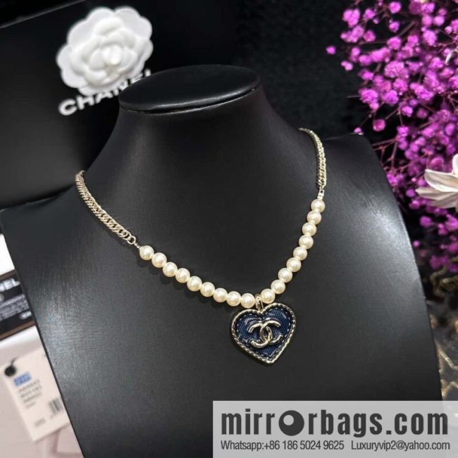 ❗️New ❗️☀️ New ☑️ Chanel Denim Peach Heart Love Pearl Necklace ☀️