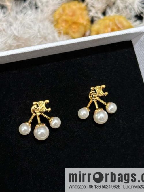❗️New ❗️ ☀️ original order ☀️ new ☑️ Celine Celine simple style Arc de Triomphe pearl stud earrings ☀️