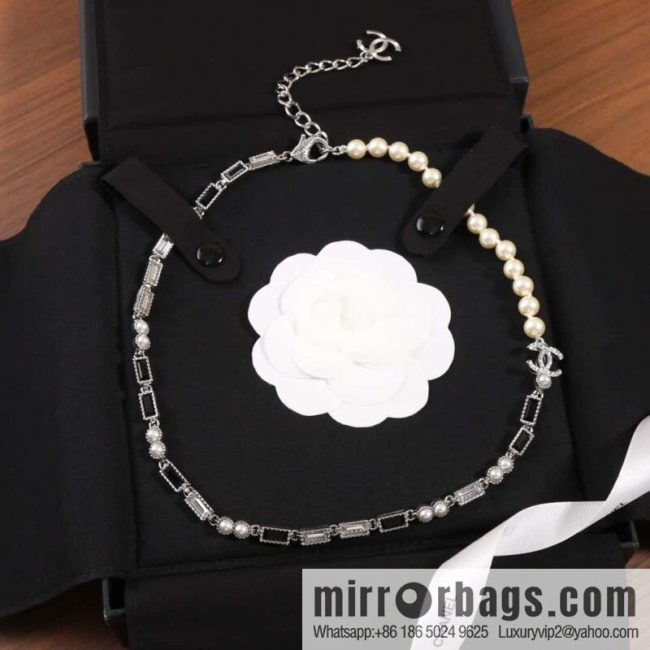 ☀️New ☑️ Chanel Rectangle Black Diamond Pearl Necklace