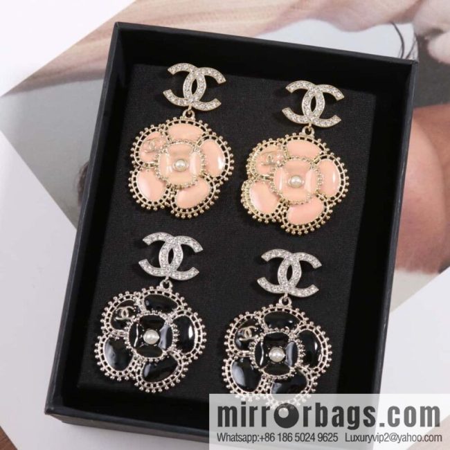☀️New ☑️ chanel c2 double c pink black camellia earrings