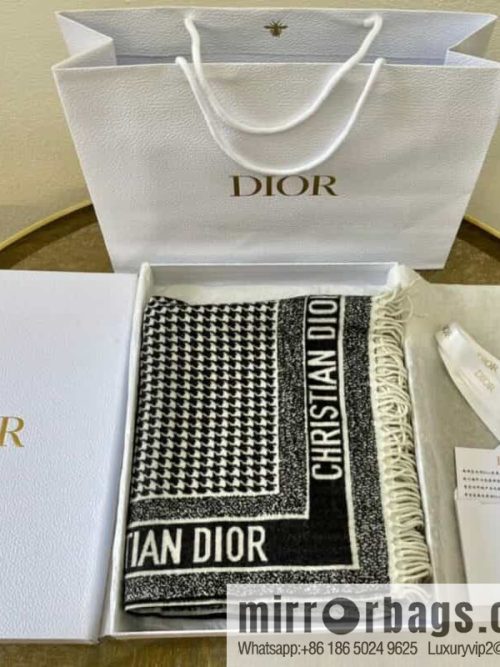 Dior Dior MontaIgne Black and White Thousand Birds Shawl 94MON140I057_C980